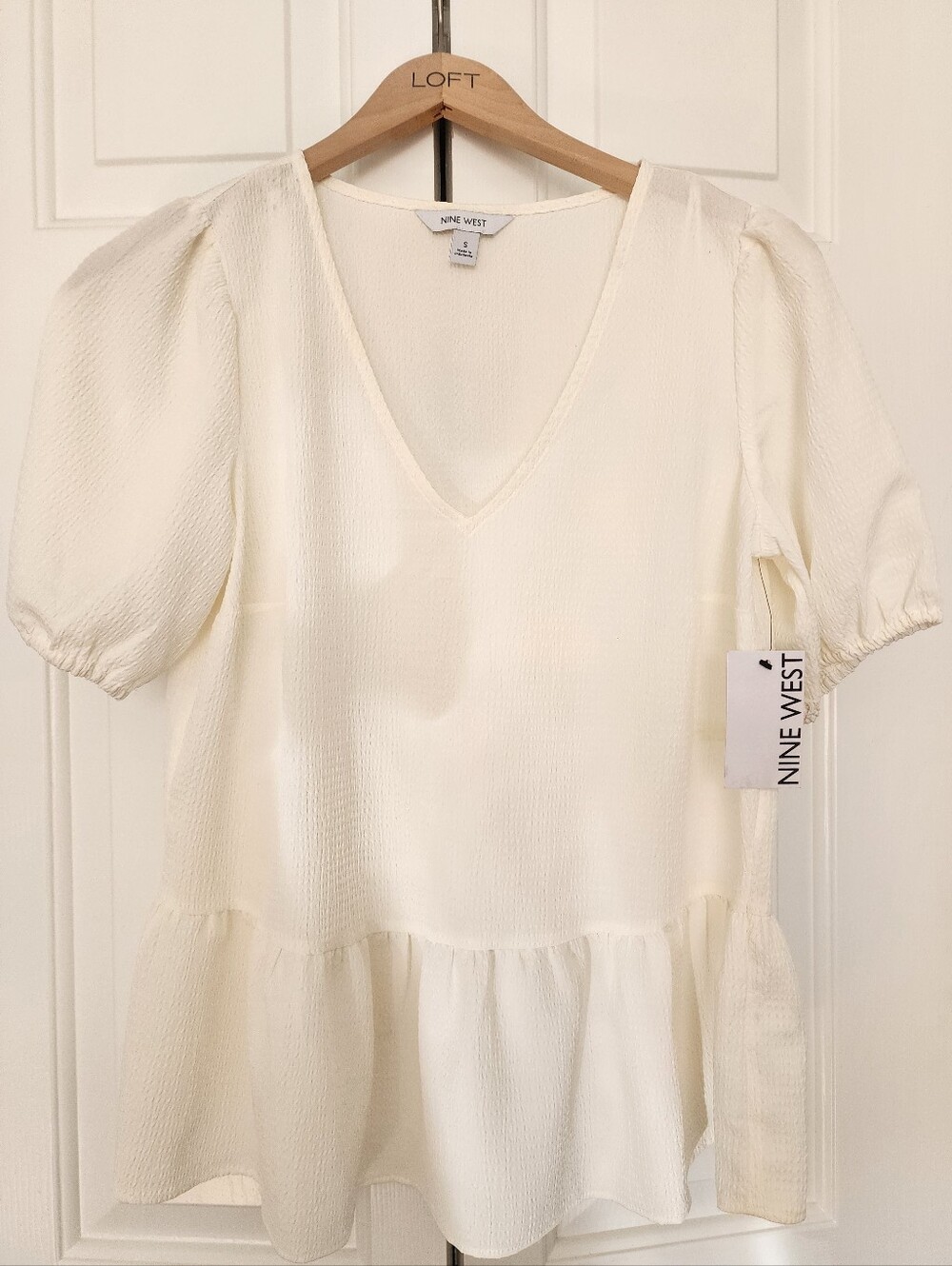 Nine West Cream V-Neck Puff Sleeve Peplum Tunic